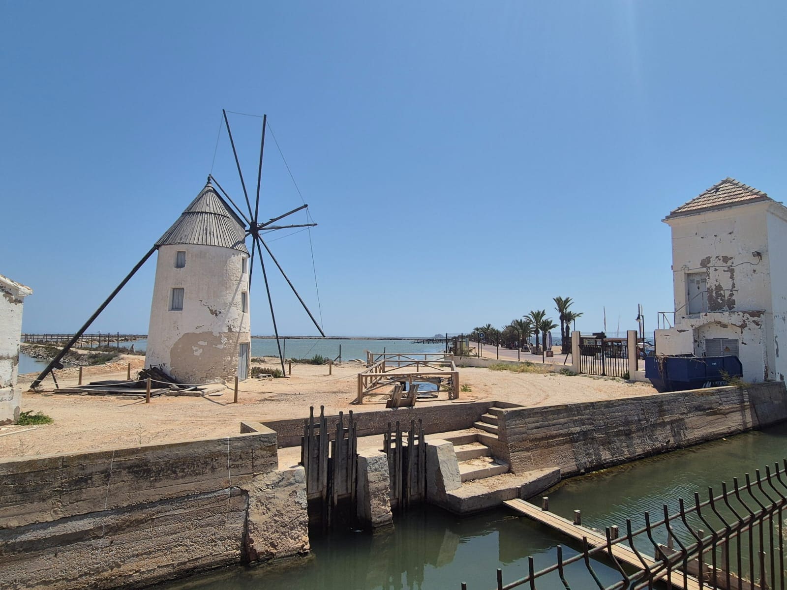 Natural mud baths on the Mar Menor